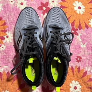 Saucony Men’s running shoes Size 10 Gray